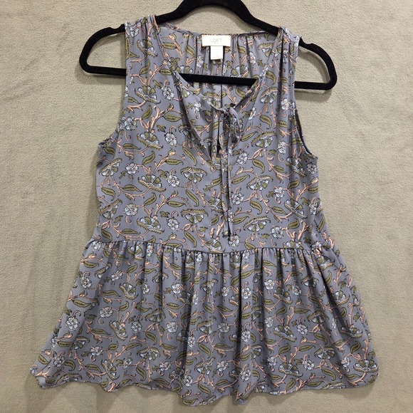 LOFT Tops - Loft Sleeveless Tiered Blouse Women's Size Small Boho Flowy Floral Casual